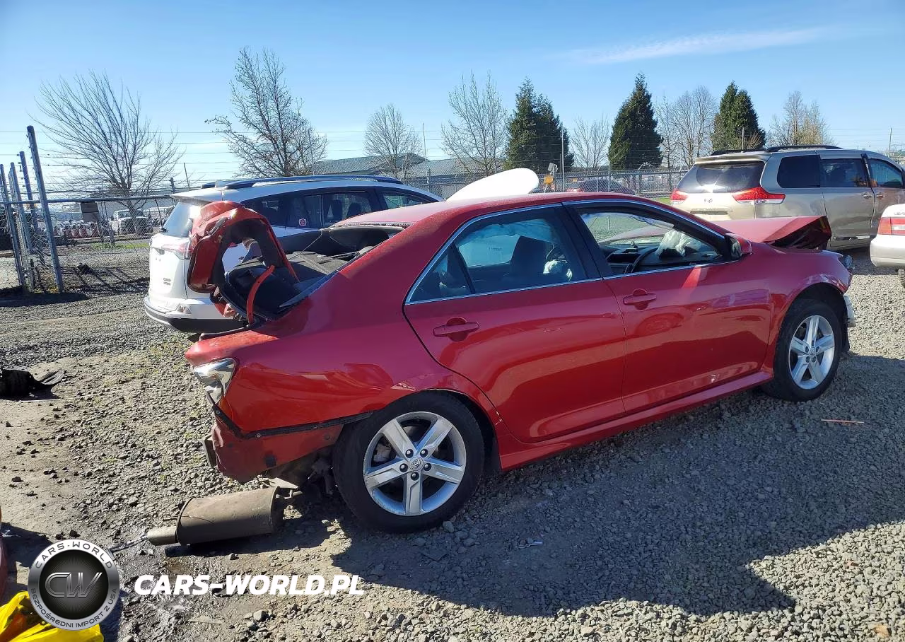 2014 Toyota Camry Se VIN:4T1BF1FK2EU762277 - 3