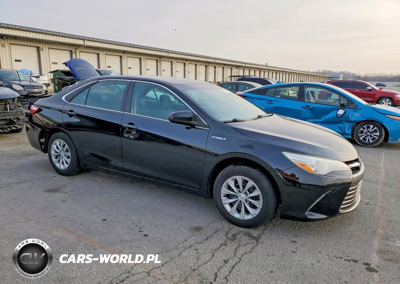 2016 Toyota Camry Hybrid Le VIN:4T1BD1FK1GU190479 - 4