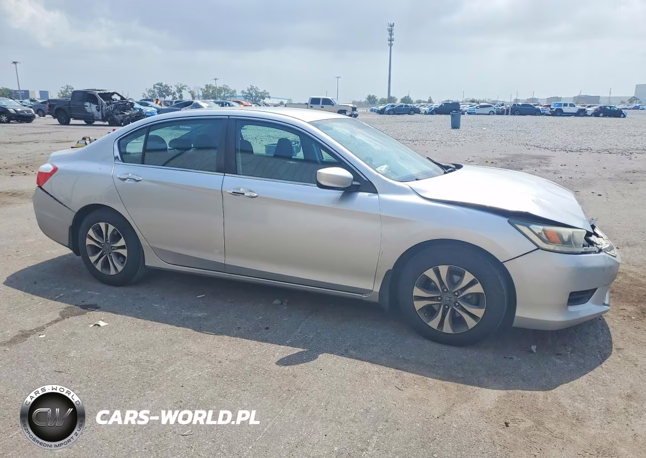 2015 Honda Accord Lx VIN:1HGCR2F31FA069350 - 4