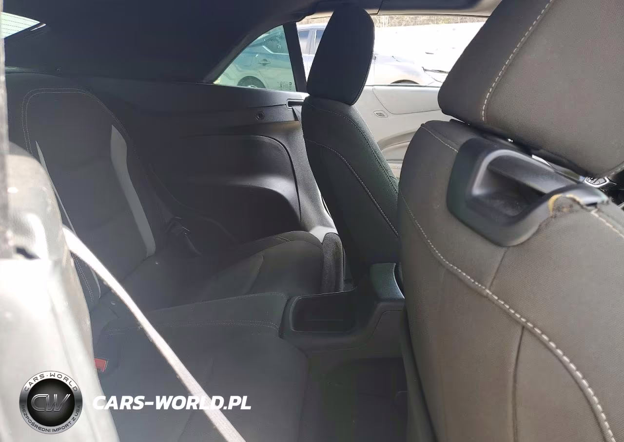 2019 Chevrolet Camaro Ls VIN:1G1FB3DX5K0131837 - 10
