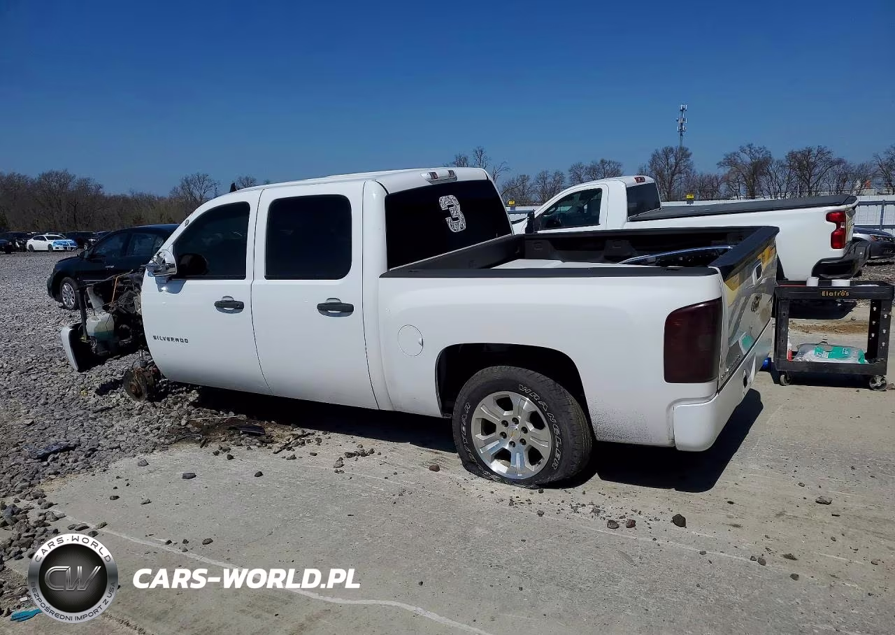 2011 Chevrolet Silverado C1500 Lt VIN:3GCPCSE04BG242203 - 2