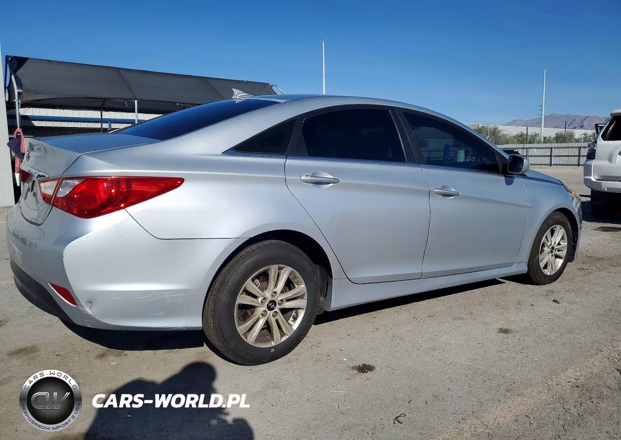 2014 Hyundai Sonata Gls VIN:5NPEB4AC3EH883618 - 3