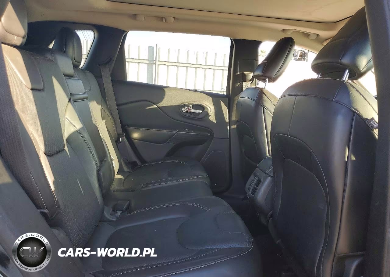 2015 Jeep Cherokee Limited VIN:1C4PJMDB2FW730206 - 11