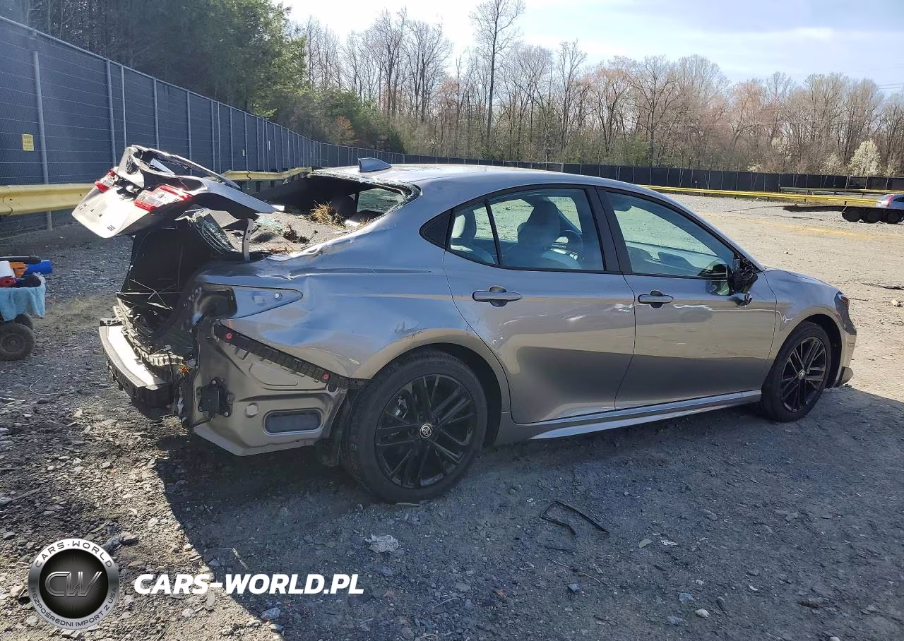 2025 Toyota Camry Se VIN:4T1DBADK4SU538754 - 3