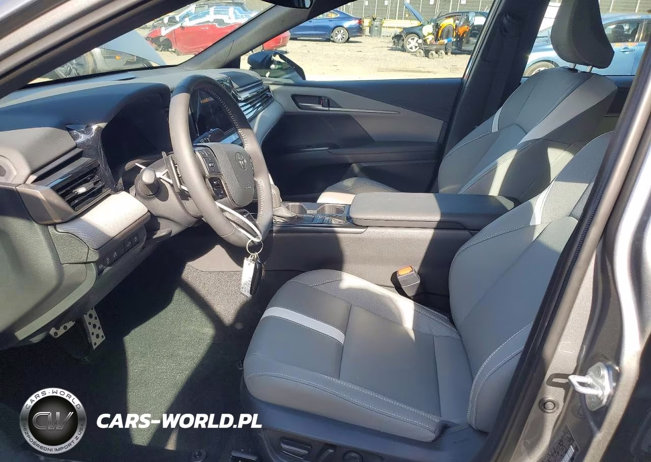 2025 Toyota Camry Se VIN:4T1DBADK4SU538754 - 7