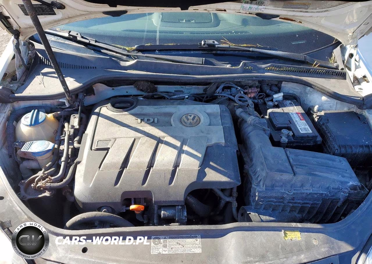 2009 Volkswagen Jetta VIN:3VWAL7AJ7AM028918 - 11