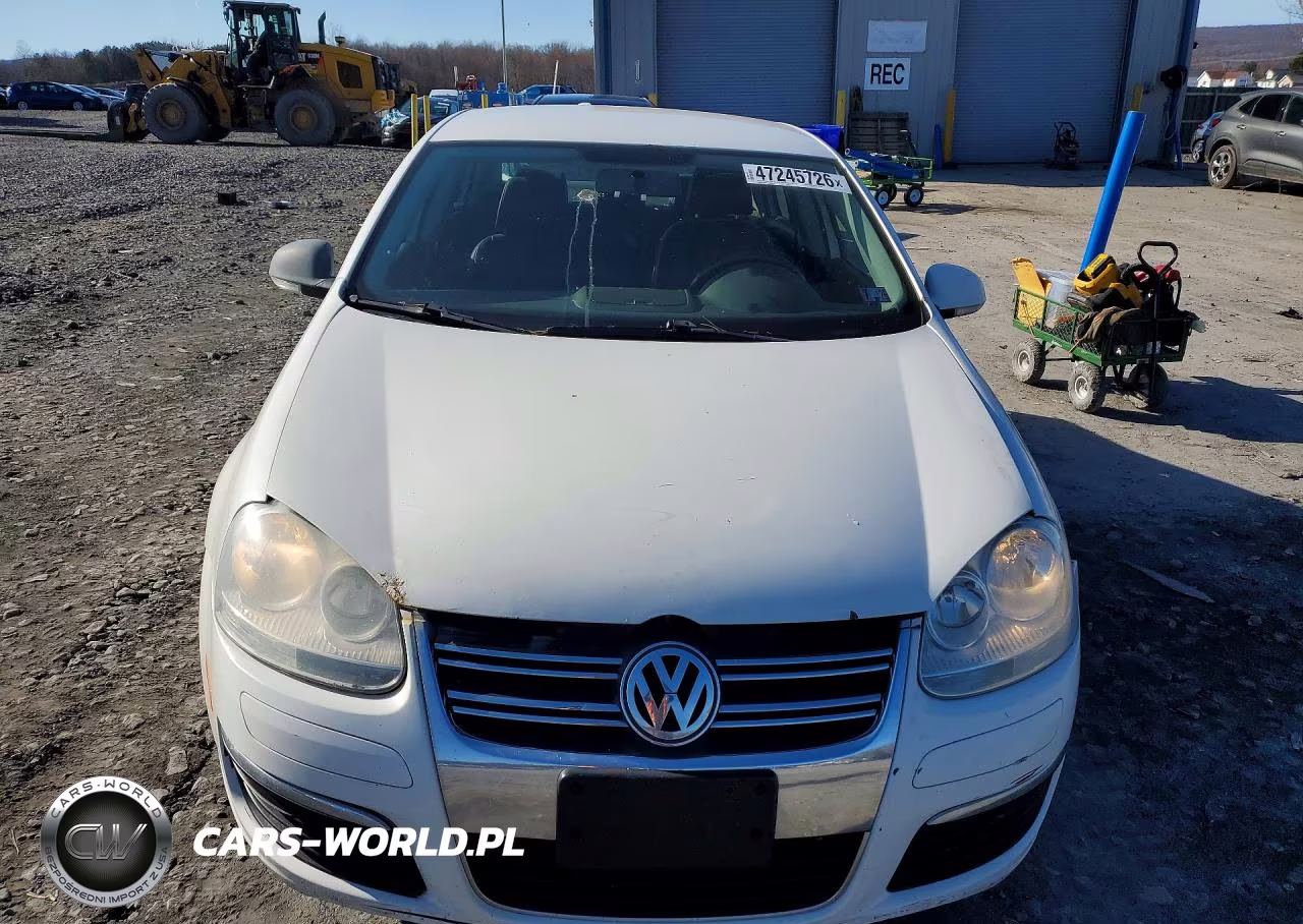 2009 Volkswagen Jetta VIN:3VWAL7AJ7AM028918 - 5