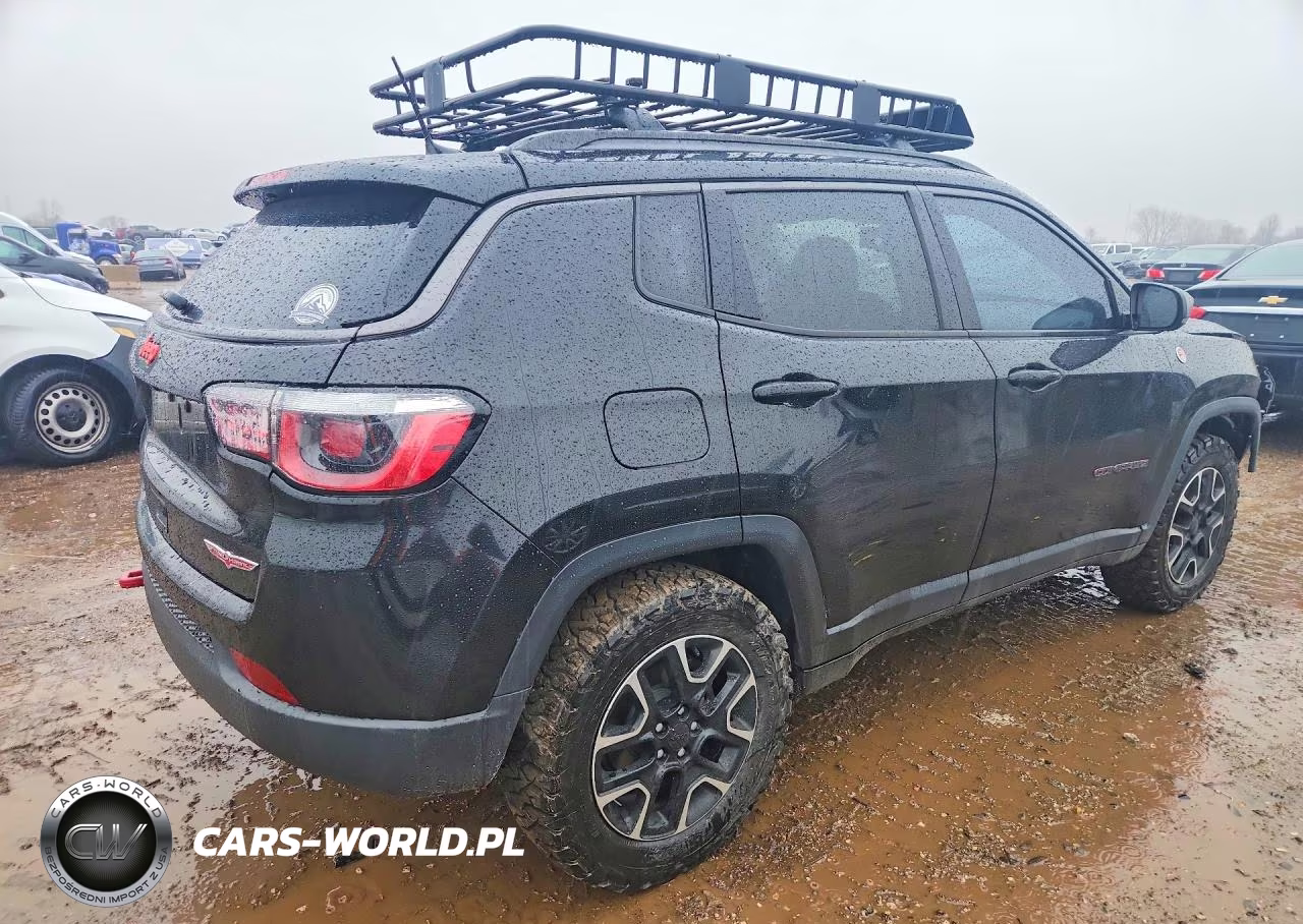2020 Jeep Compass Trailhawk VIN:3C4NJDDB7LT196127 - 3