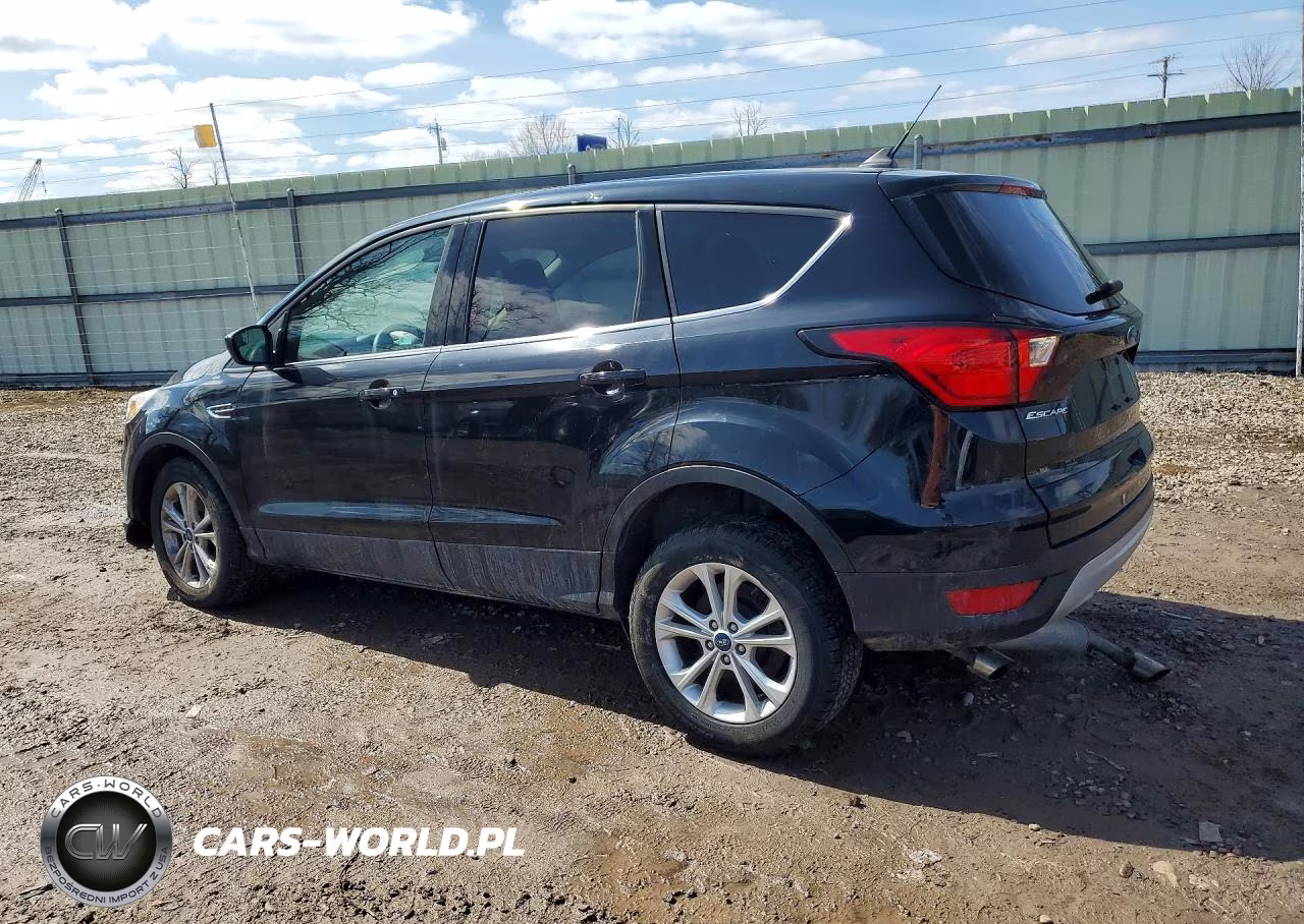 2019 Ford Escape Se VIN:1FMCU9GD8KUC06088 - 2