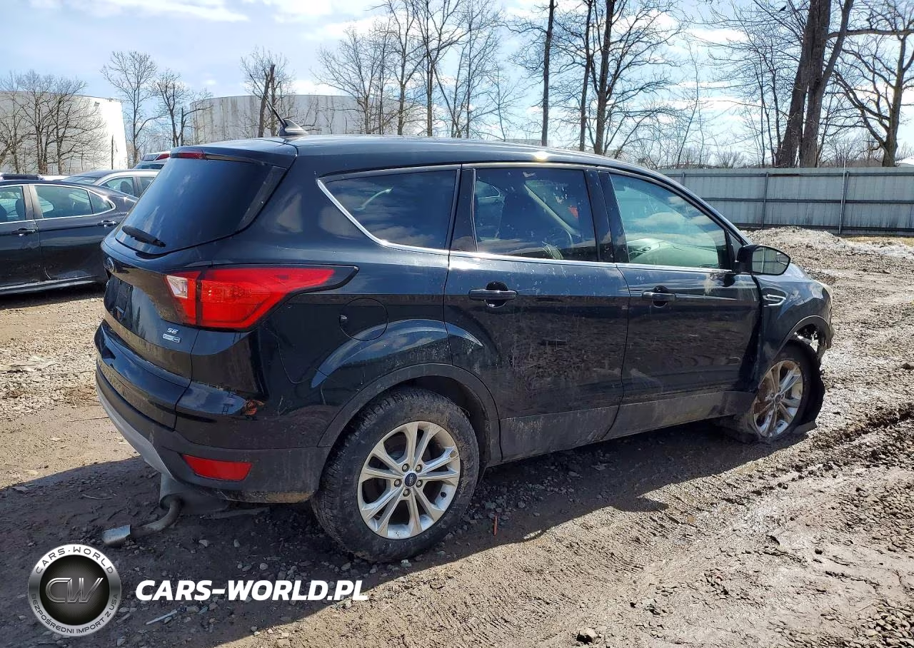 2019 Ford Escape Se VIN:1FMCU9GD8KUC06088 - 3