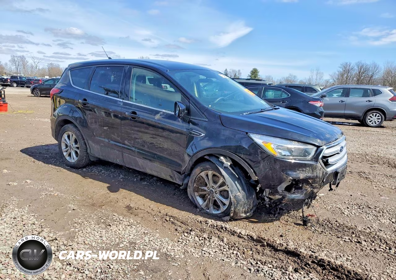 2019 Ford Escape Se VIN:1FMCU9GD8KUC06088 - 4