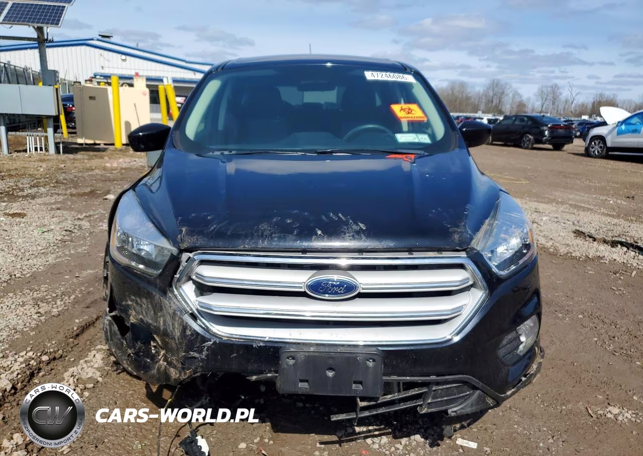 2019 Ford Escape Se VIN:1FMCU9GD8KUC06088 - 5