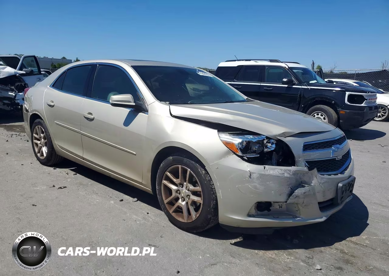 2013 Chevrolet Malibu Ls VIN:1G11D5SRXDF342553 - 4