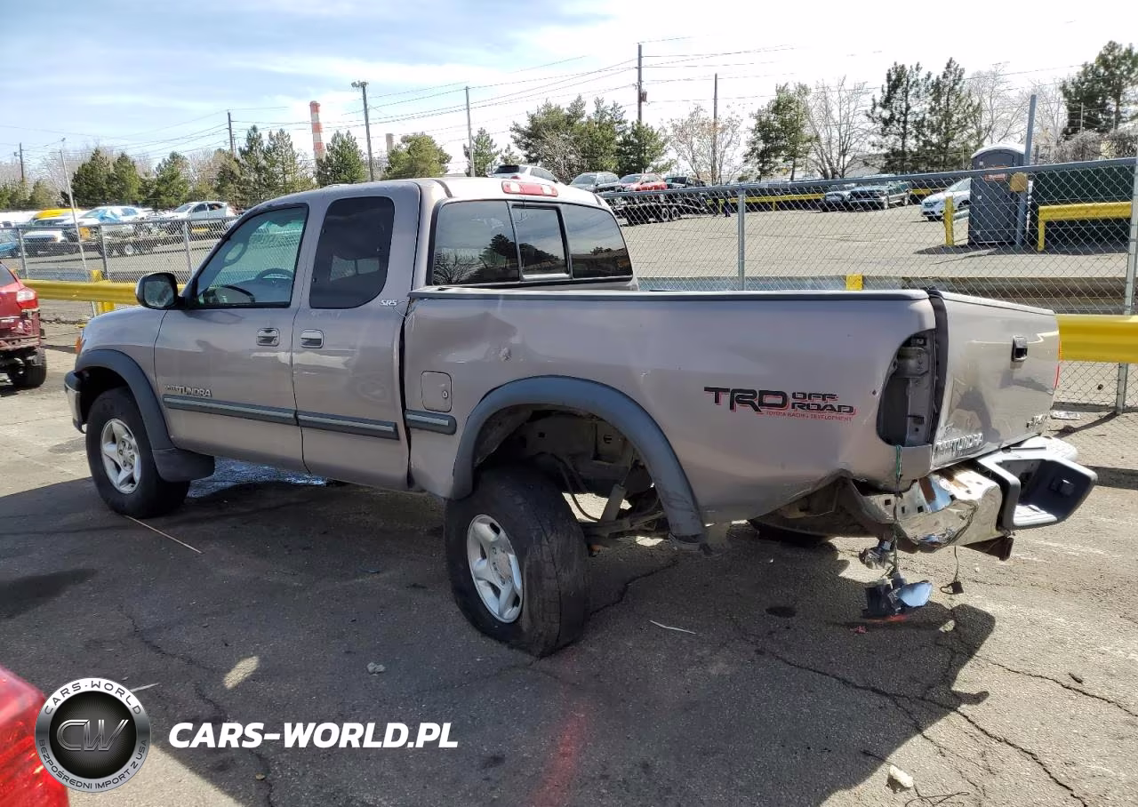 2002 Toyota Tunda VIN:5TBBT44102S236330 - 2