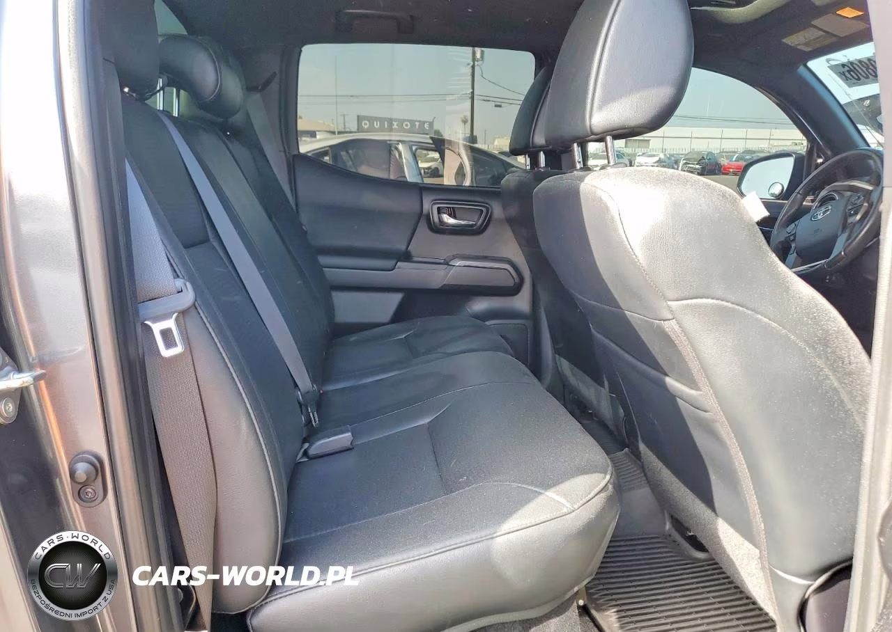 2019 Toyota Tacoma Trd Off-Road VIN:3TMCZ5ANXKM239002 - 10