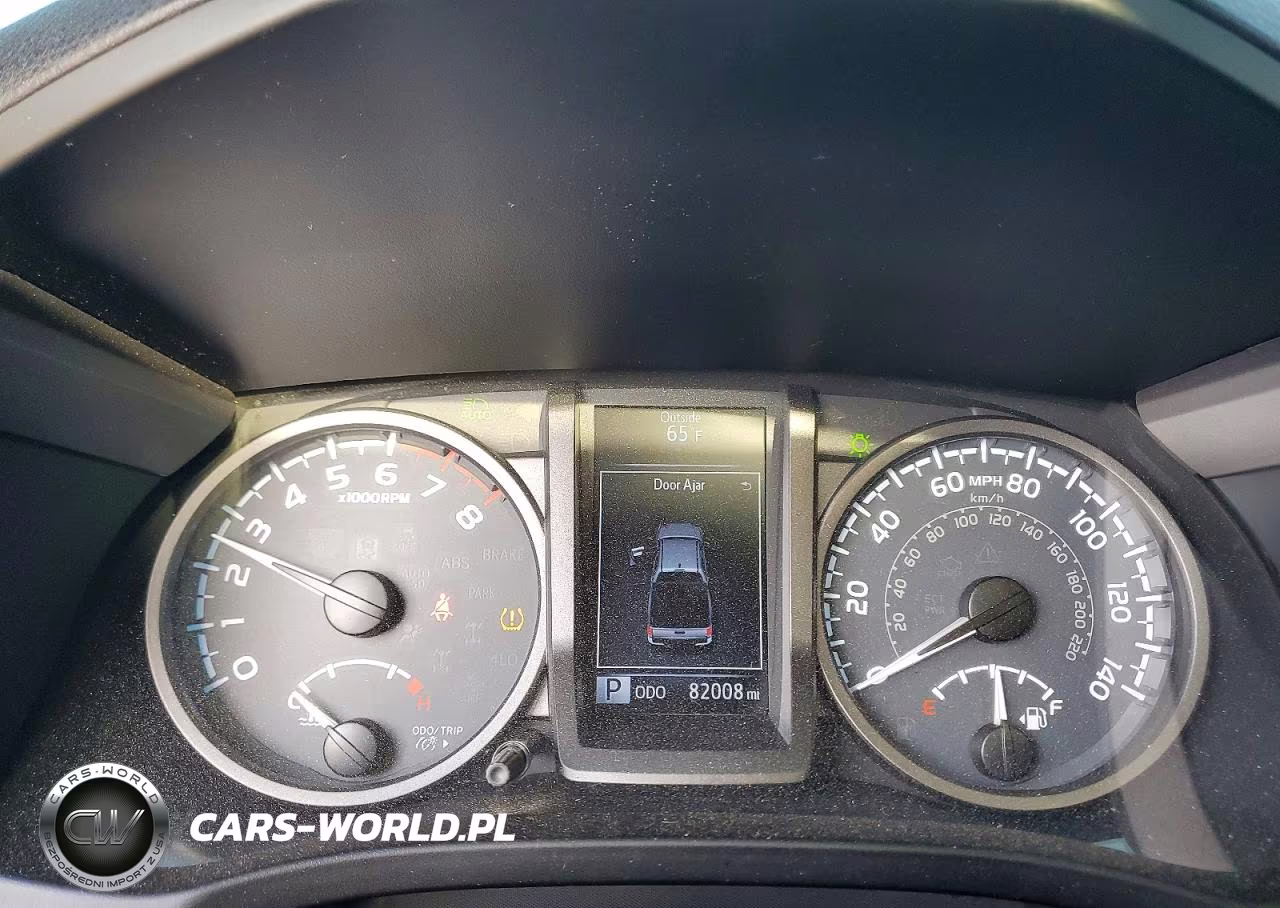 2019 Toyota Tacoma Trd Off-Road VIN:3TMCZ5ANXKM239002 - 9