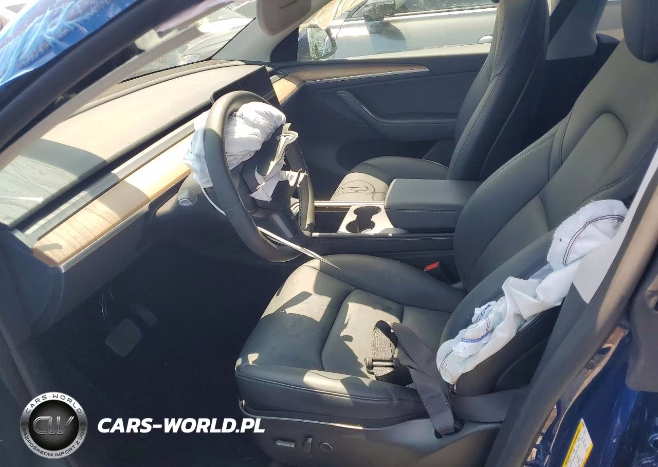 2024 Tesla Model Y VIN:7SAYGDED1RA333405 - 7