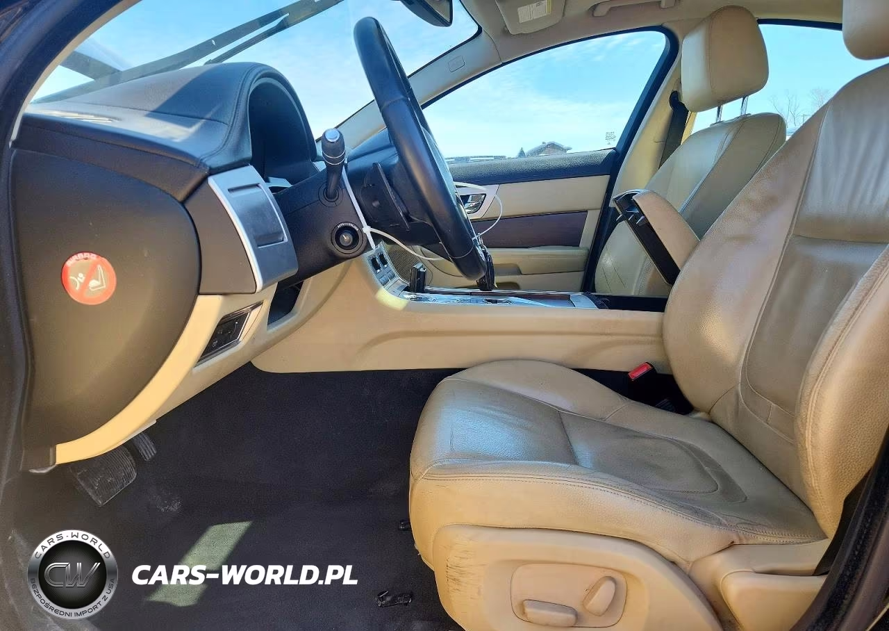2012 Jaguar Xf VIN:SAJWA0FB3CLS25159 - 7