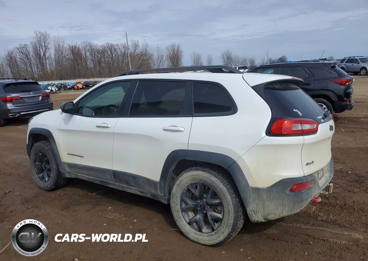2015 Jeep Cherokee Trailhawk VIN:1C4PJMBS1FW625840 - 2