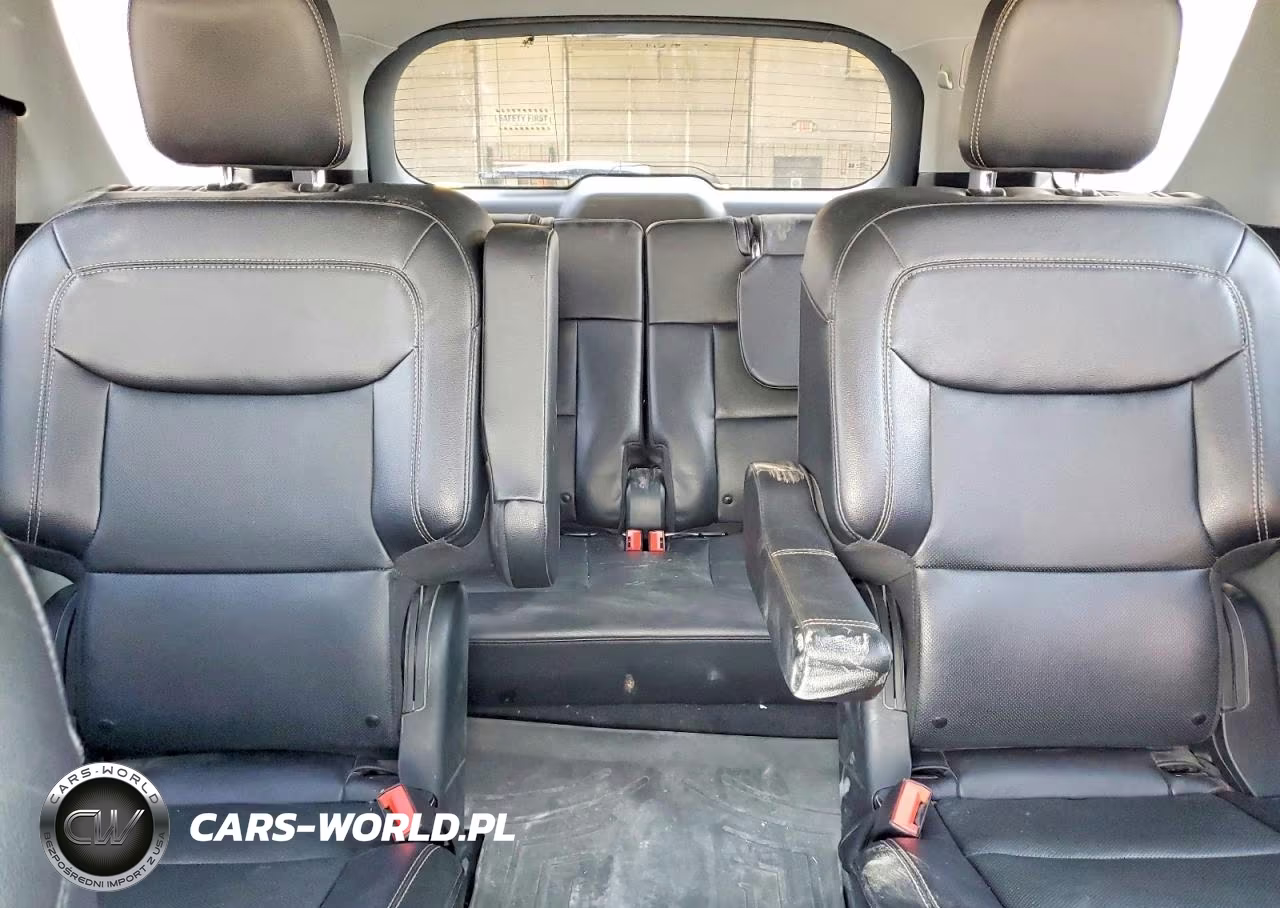 2023 Ford Explorer Limited VIN:1FMSK8FH2PGA76735 - 10