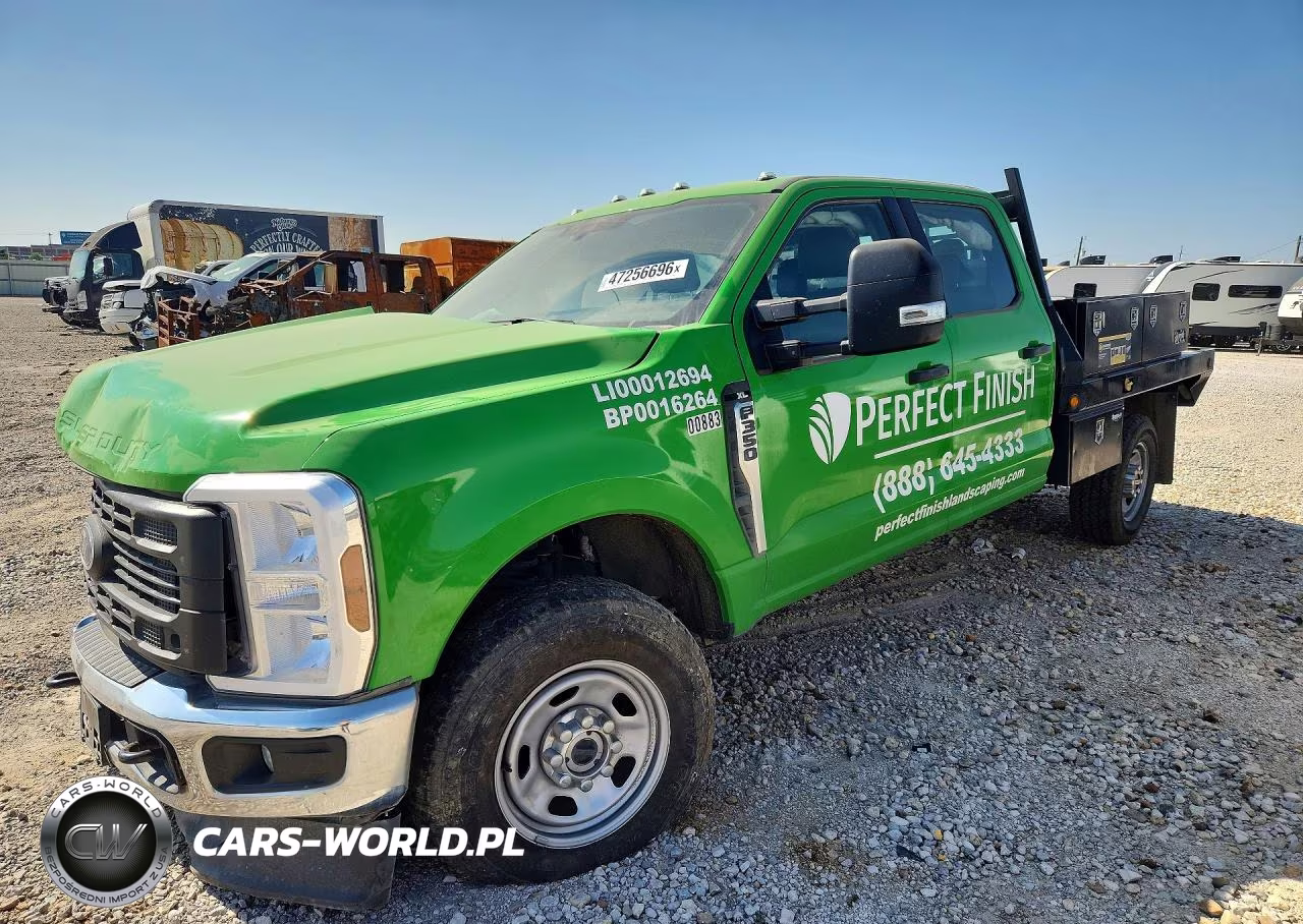 2024 Ford F350 Super Duty Flatbed Truck