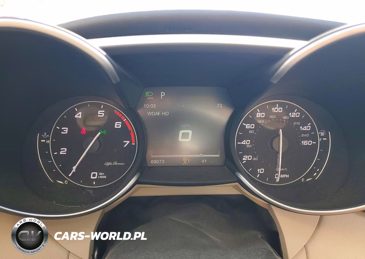 2017 Alfa Romeo Giulia Ti Q4 VIN:ZARFAEEN3H7537365 - 9