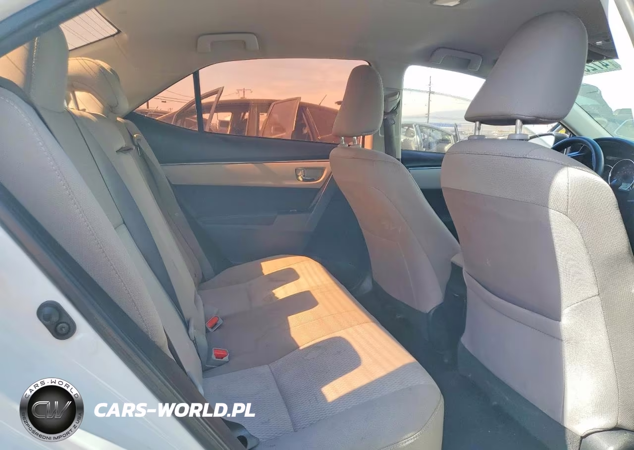 2016 Toyota Corolla Le VIN:5YFBURHE3GP546941 - 10