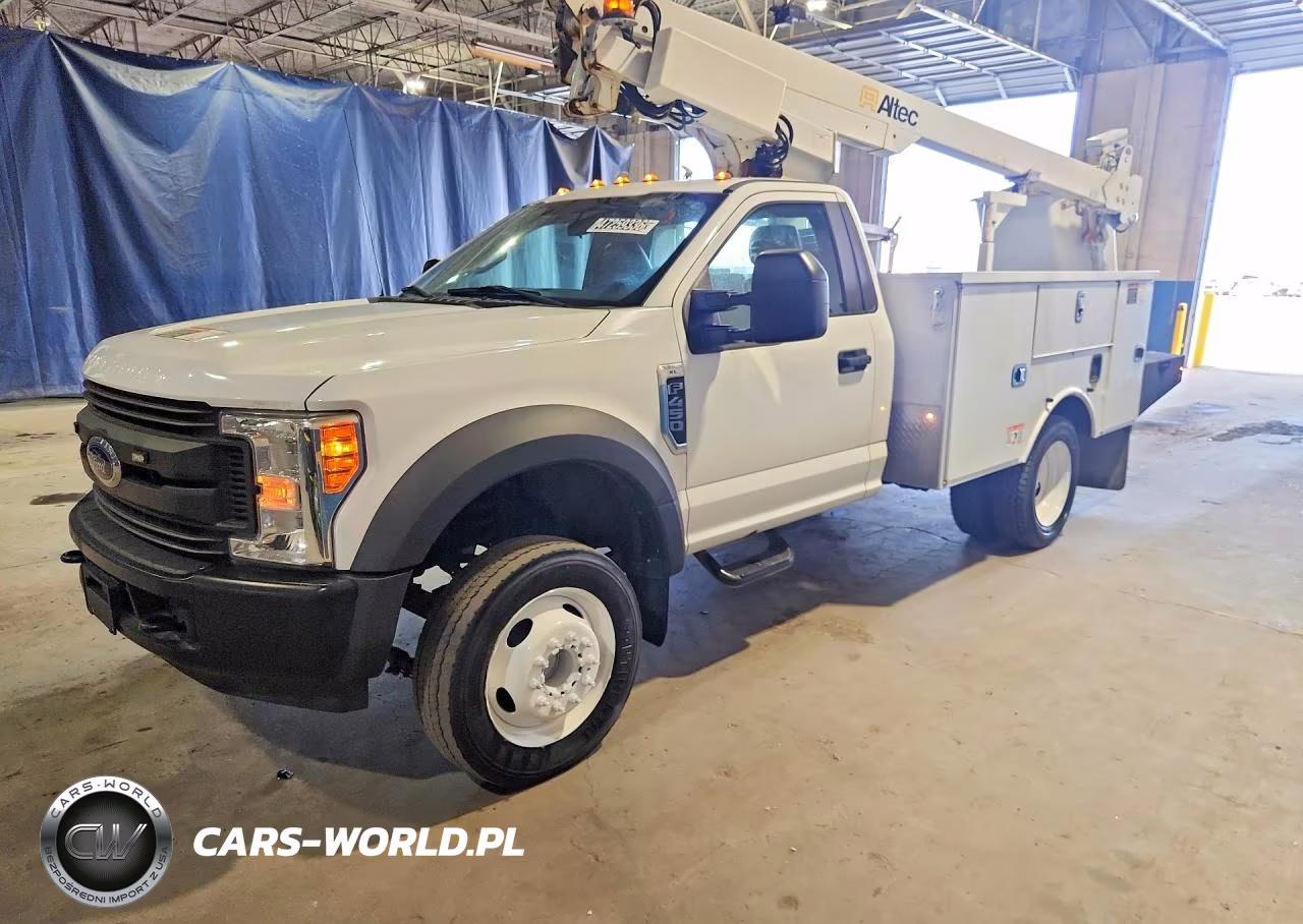 2017 Ford F450 Super Duty Bucket Truck