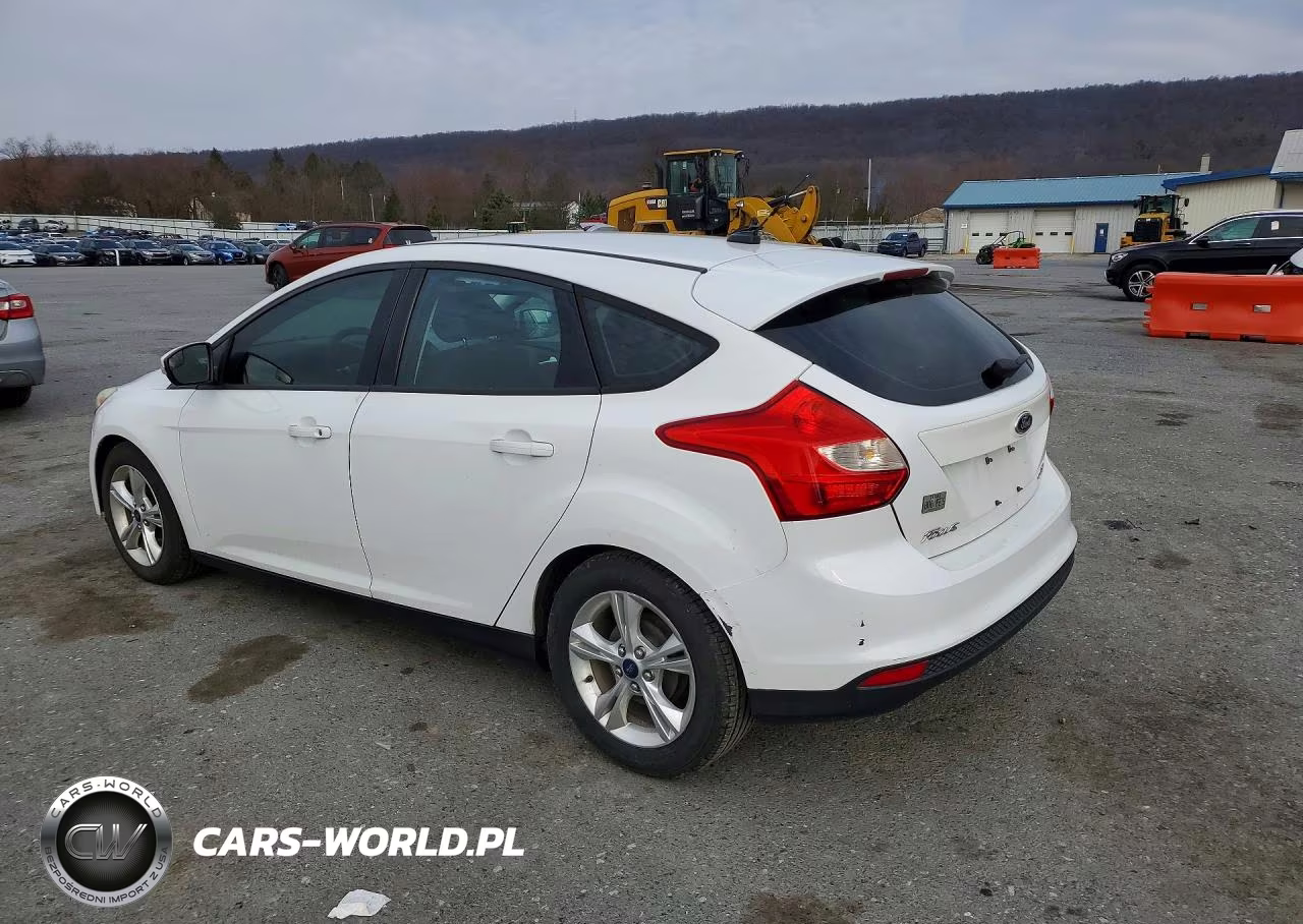 2014 Ford Focus Se VIN:1FADP3K27EL130270 - 2