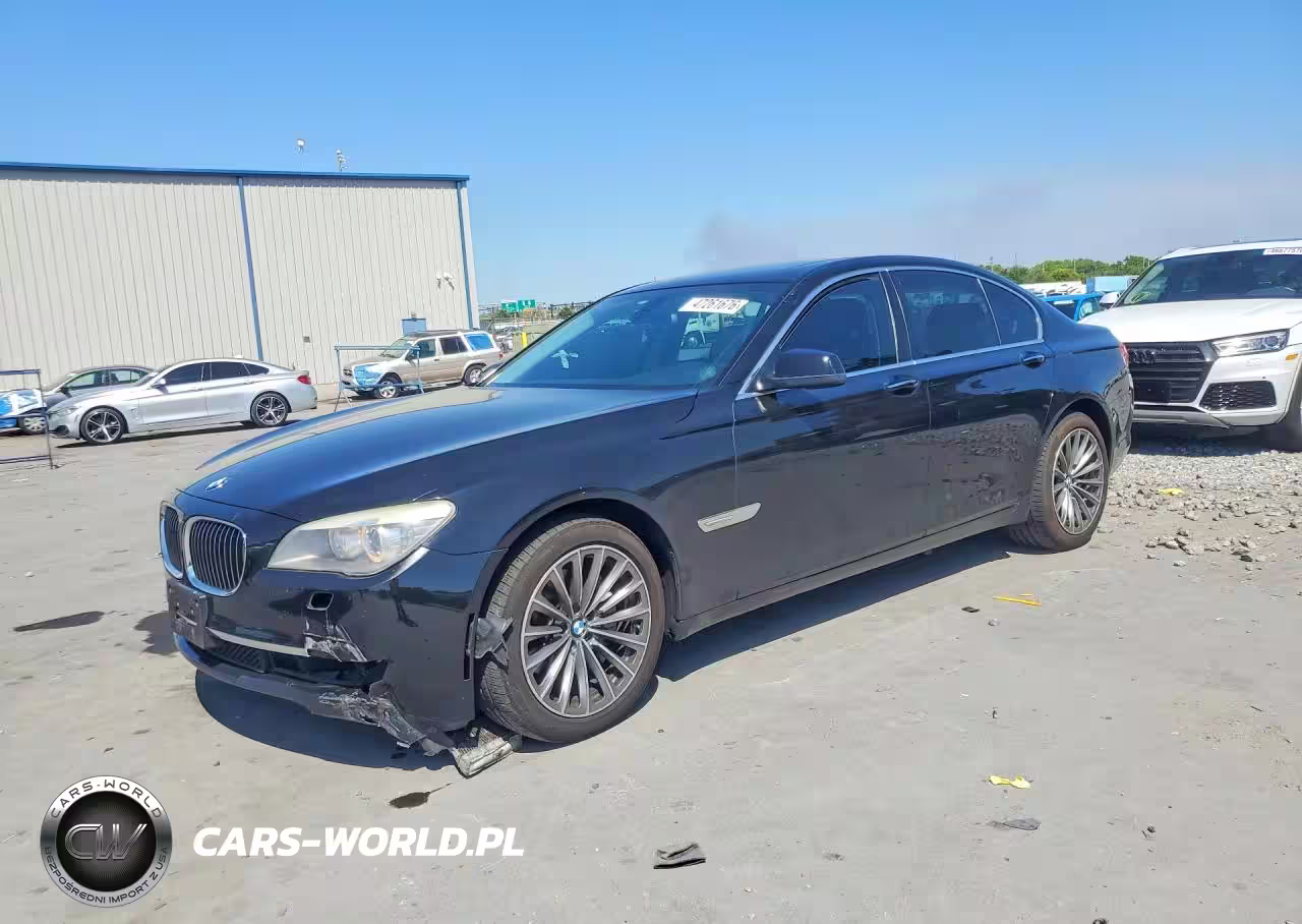 2012 BMW 740 I