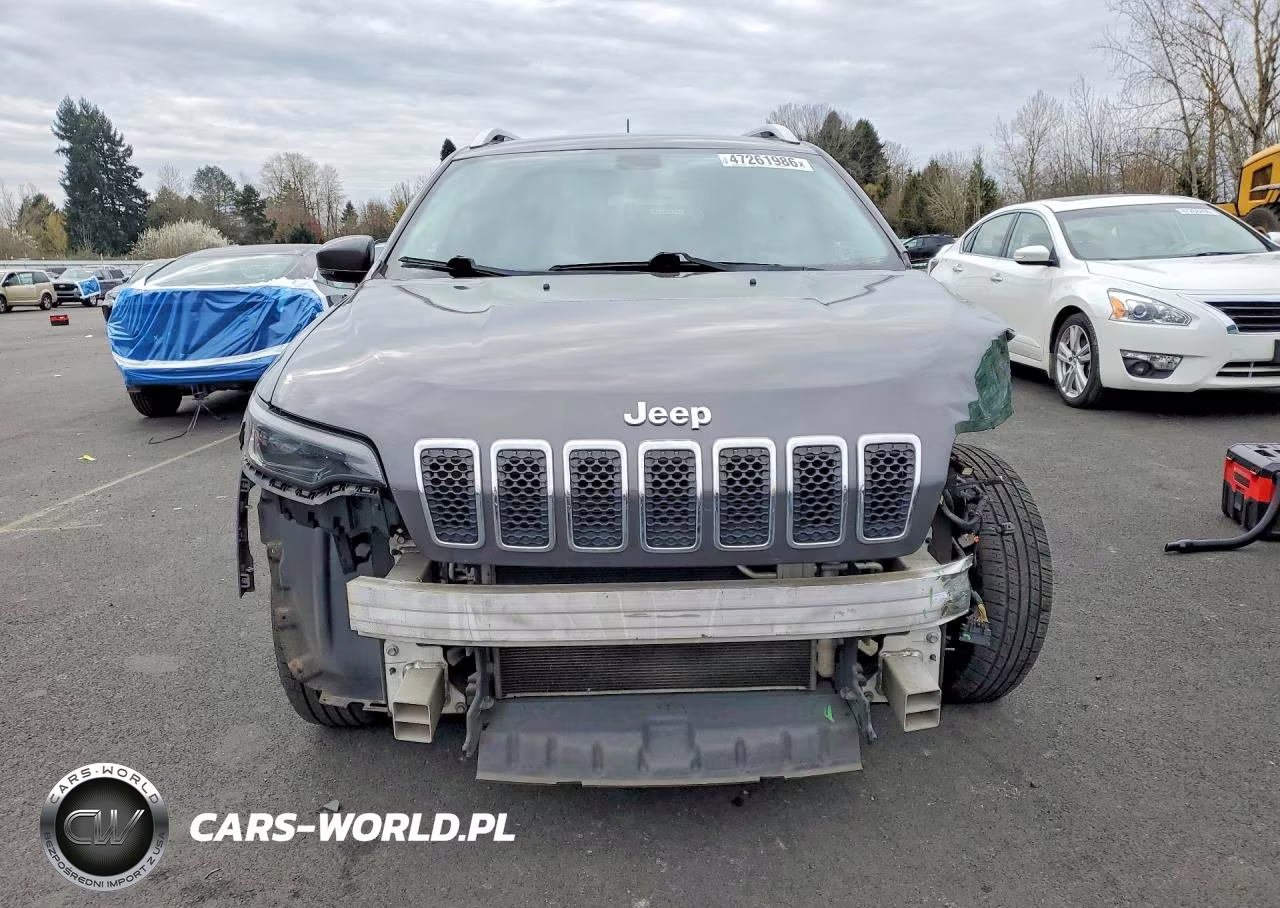 2019 Jeep Cherokee Latitude Plus VIN:1C4PJMLB1KD477922 - 5