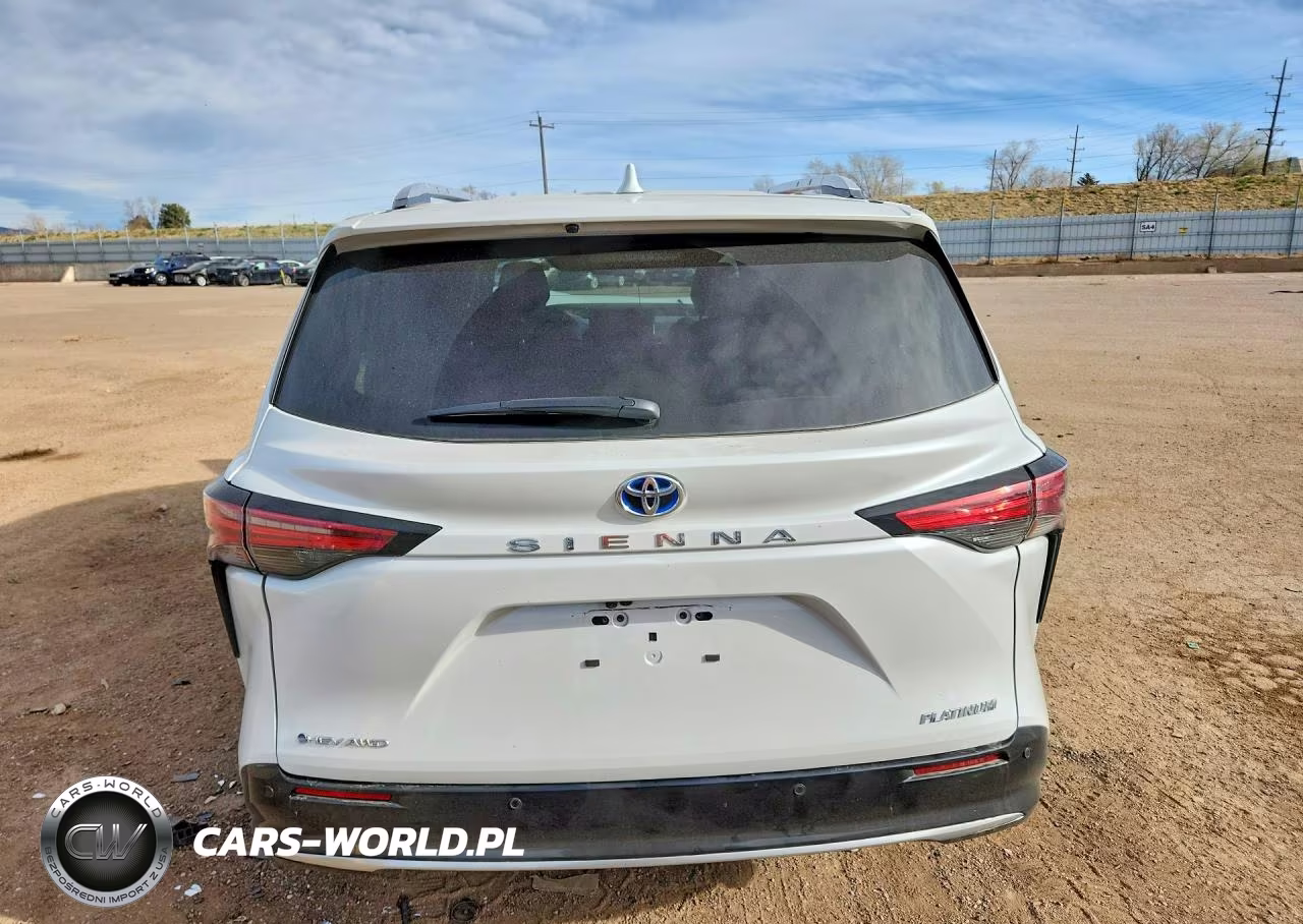 2025 Toyota Sienna Platinum 7-Passenger VIN:5TDESKFC6SS197379 - 6