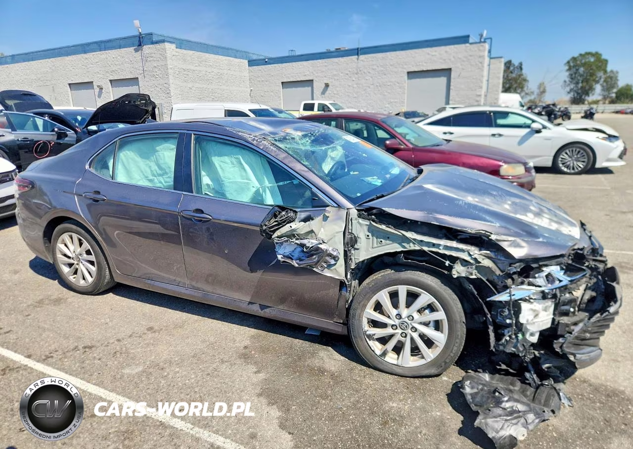 2024 Toyota Camry Le VIN:4T1C11AK1RU199786 - 4