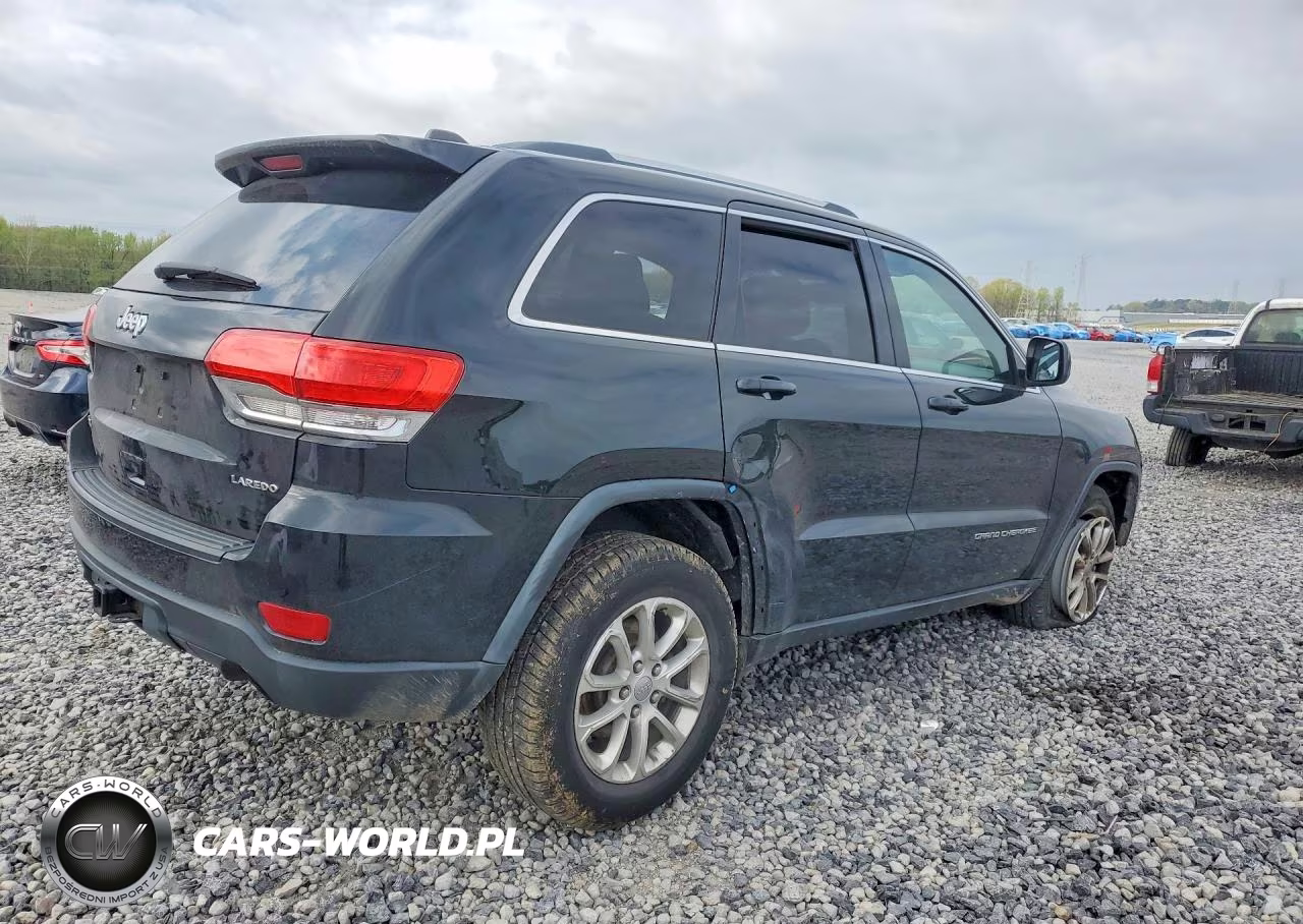 2014 Jeep Grand Cherokee Laredo VIN:1C4RJFAG6EC142877 - 3