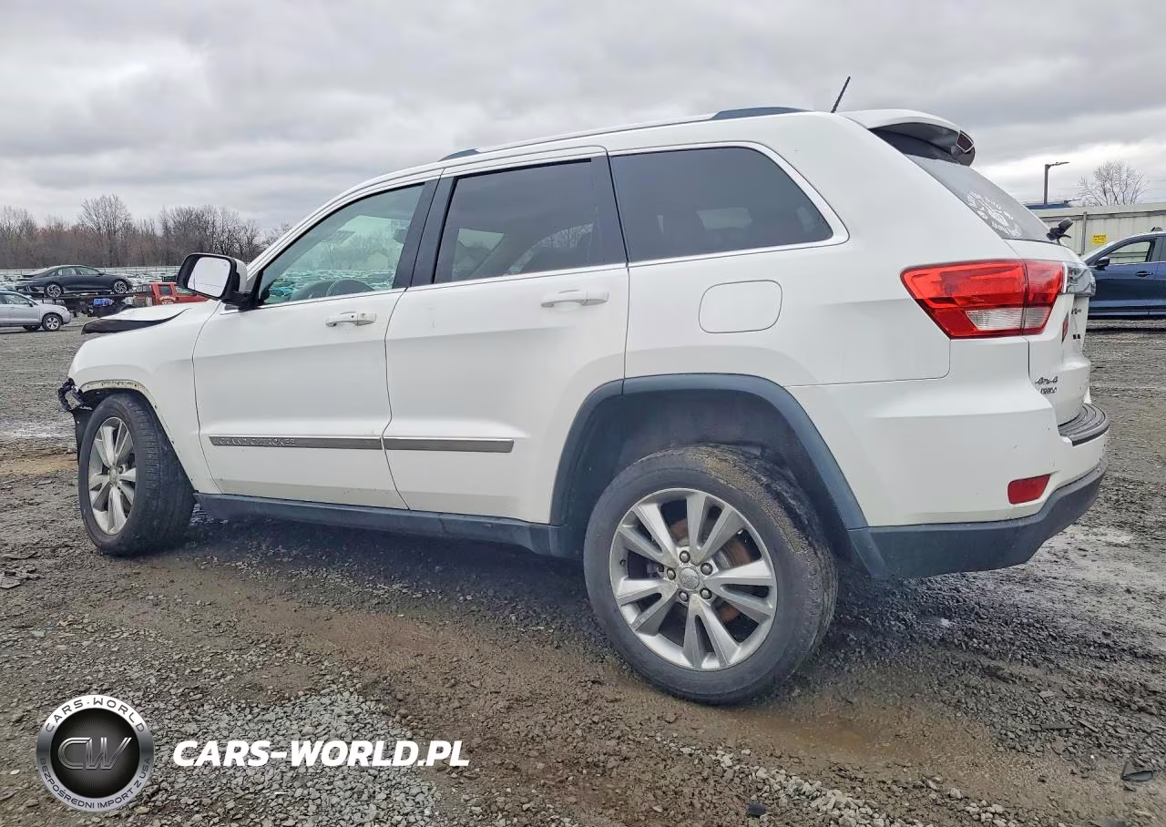 2013 Jeep Grand Cherokee Laredo VIN:1C4RJFAG2DC633283 - 2