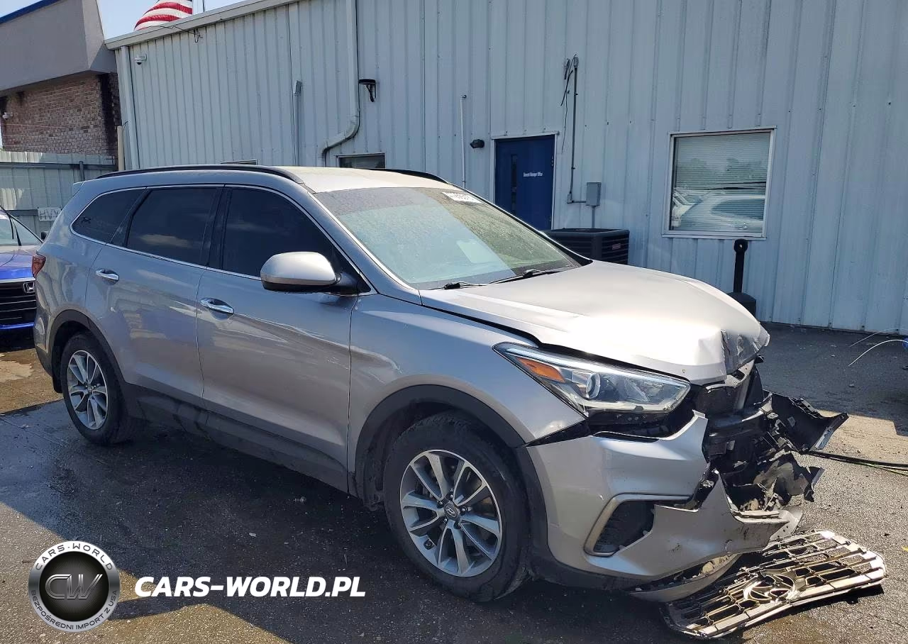 2018 Hyundai Santa Fe Se VIN:KM8SMDHFXJU257914 - 4