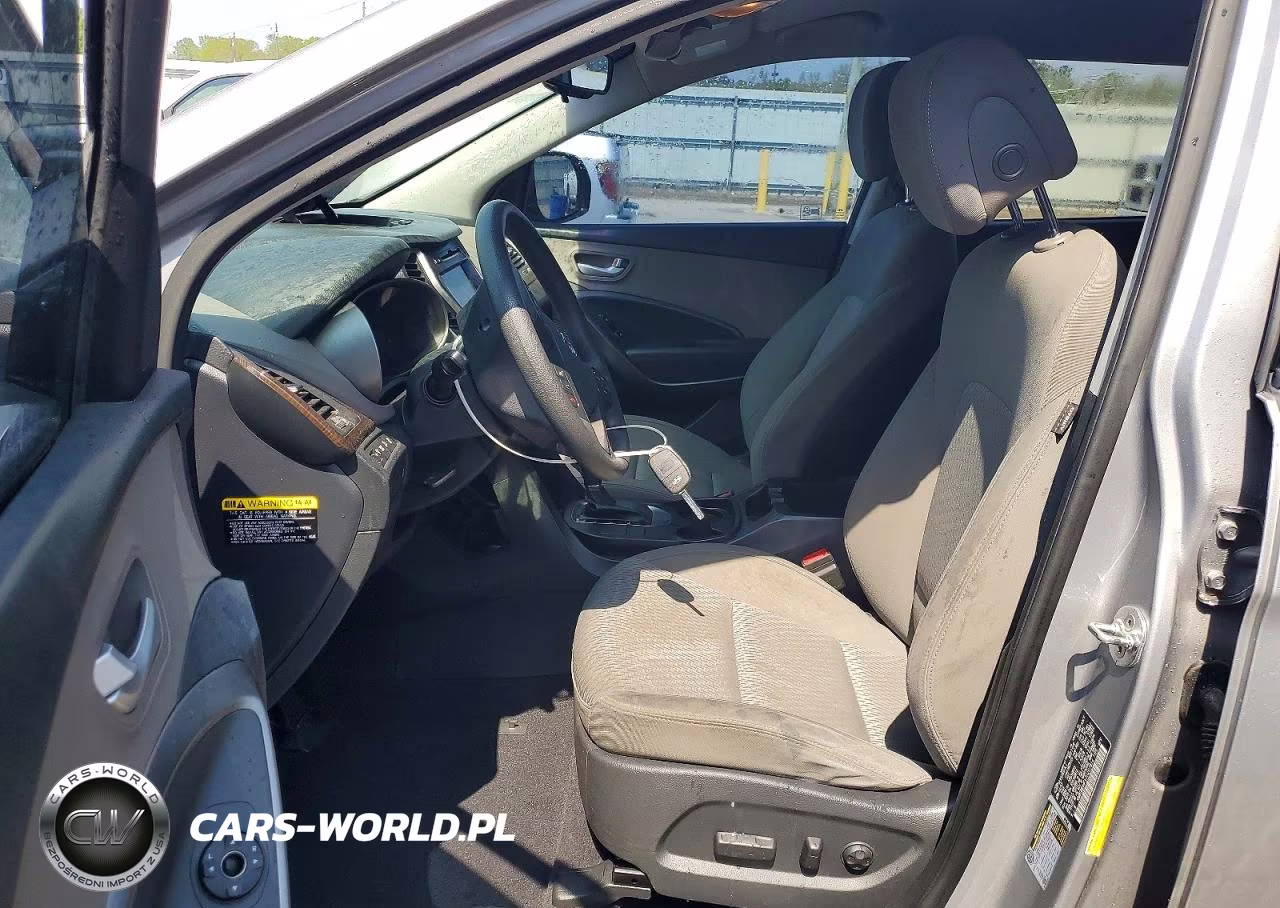 2018 Hyundai Santa Fe Se VIN:KM8SMDHFXJU257914 - 7