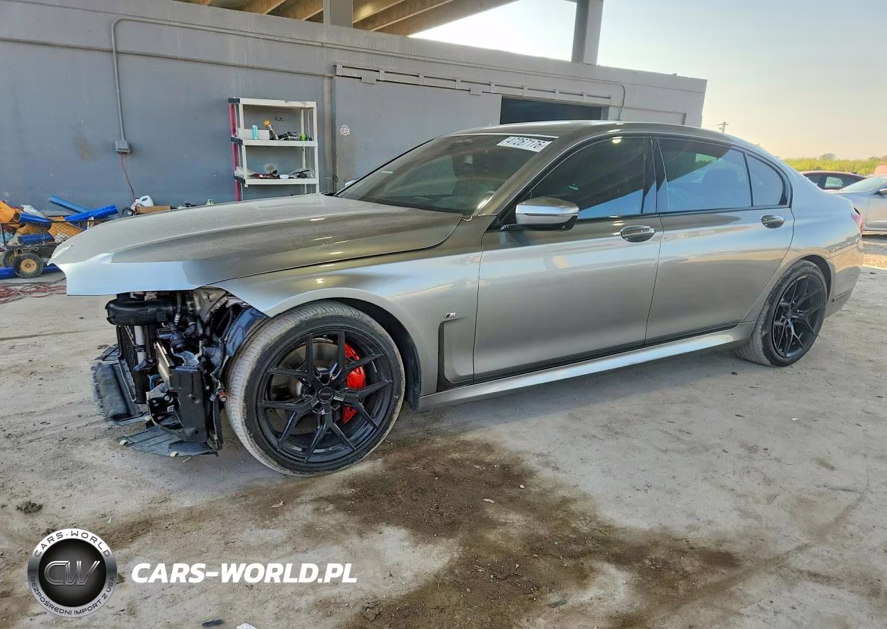 2020 BMW 750 Xi