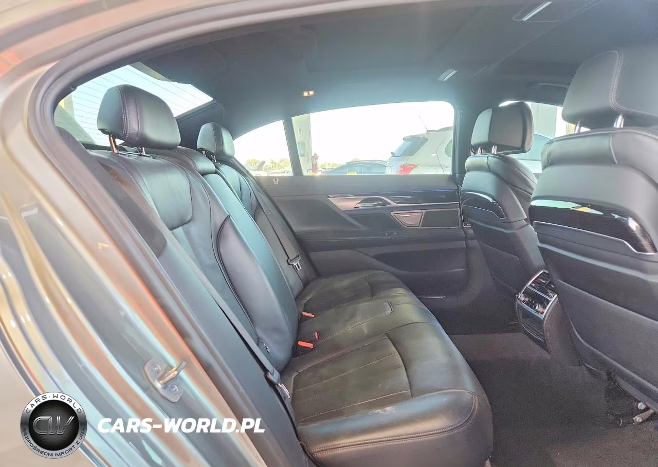 2020 BMW 750 Xi VIN:WBA7U2C08LGM26909 - 10