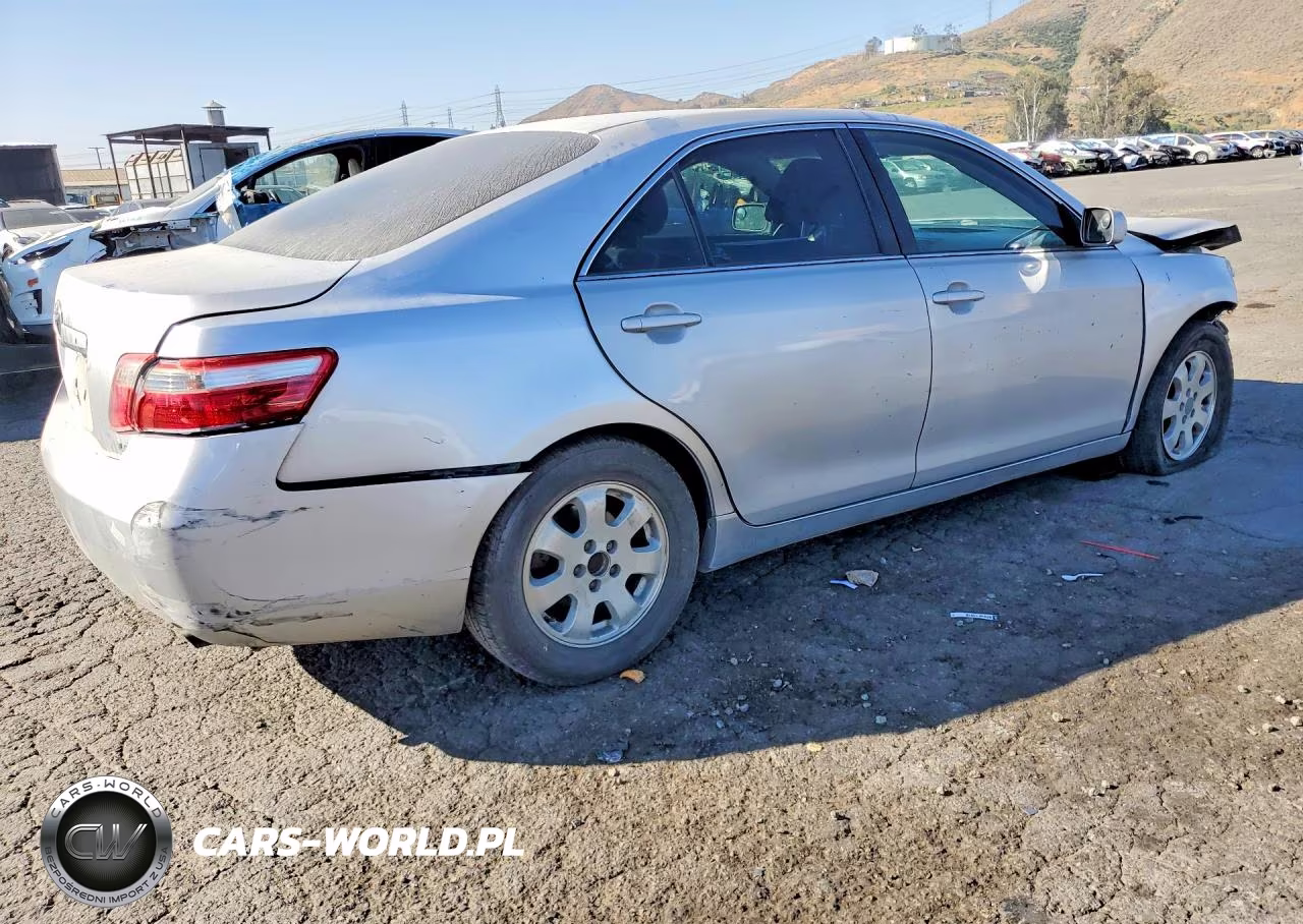 2009 Toyota Camry Le VIN:4T4BE46K19R125588 - 3