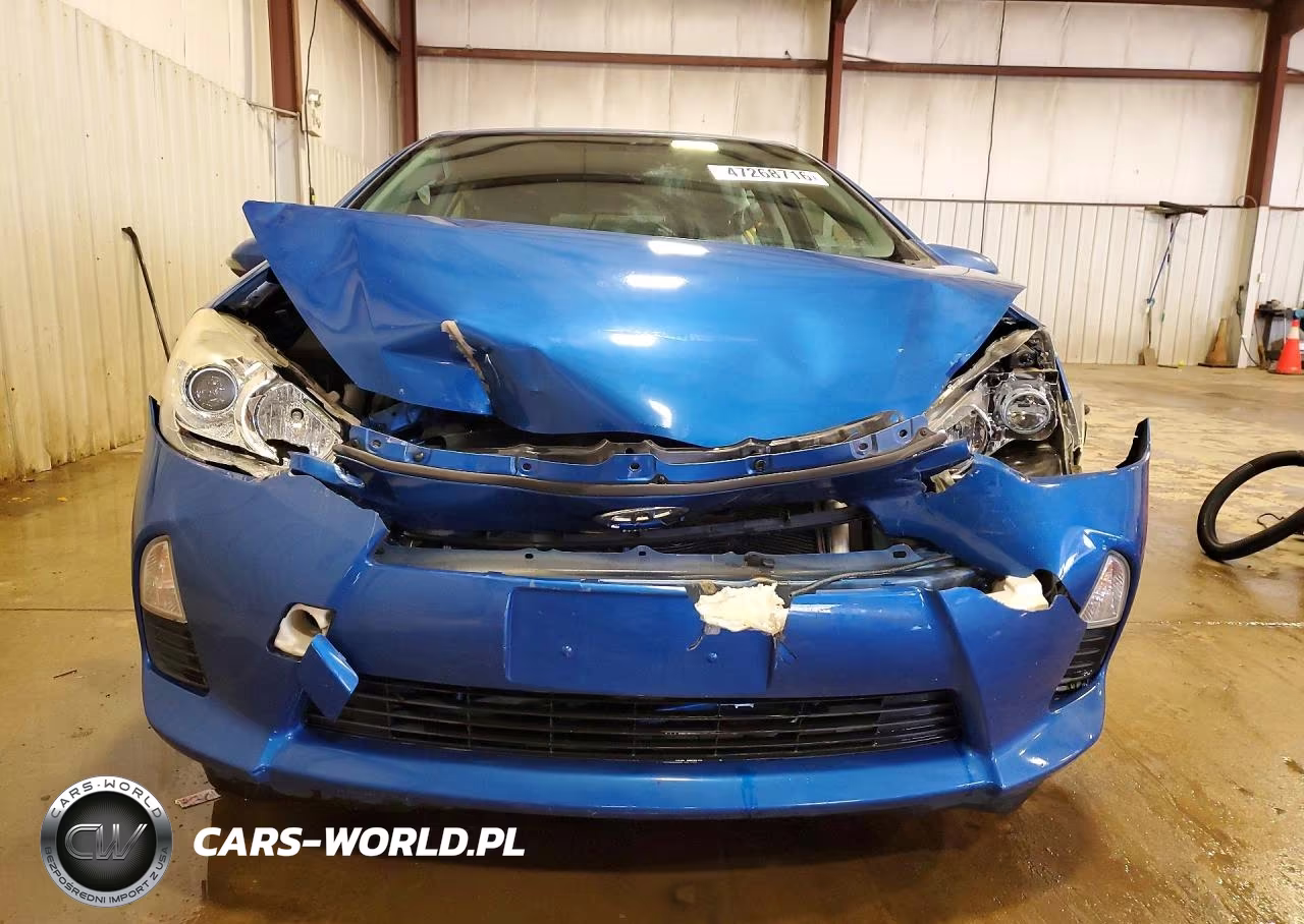 2013 Toyota Prius C Two VIN:JTDKDTB31D1534873 - 5