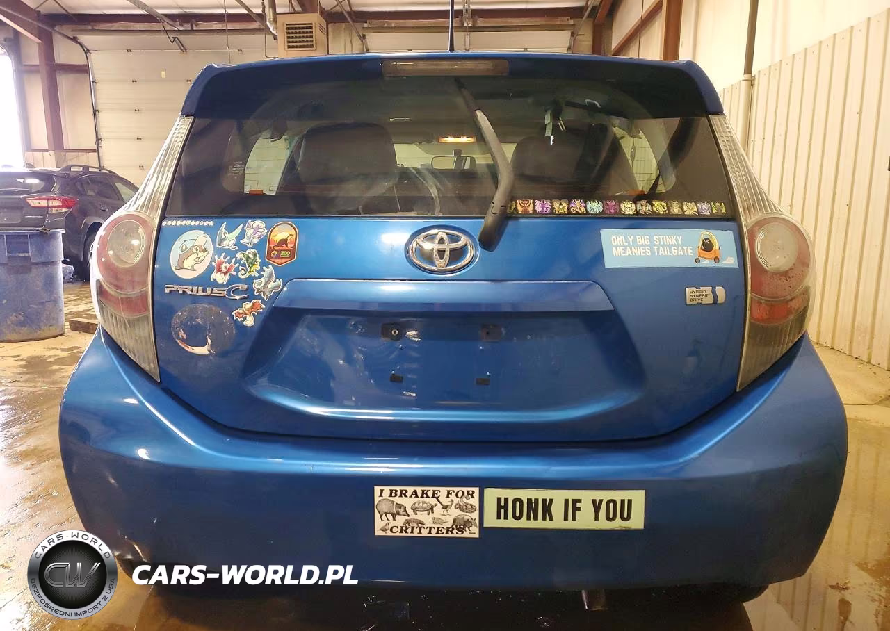2013 Toyota Prius C Two VIN:JTDKDTB31D1534873 - 6
