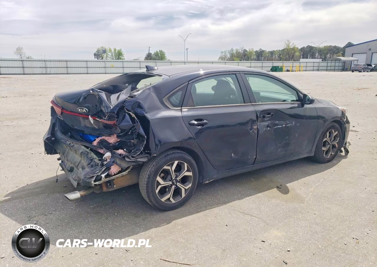 2021 Kia Forte Lxs VIN:3KPF24AD4ME286848 - 3
