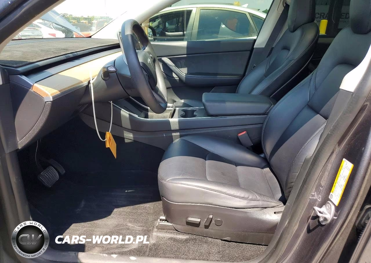 2020 Tesla Model Y VIN:5YJYGDEE7LF022724 - 7