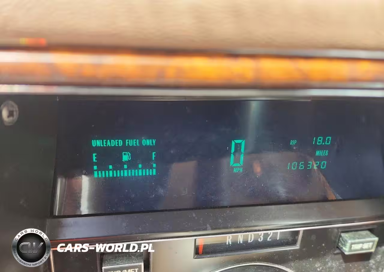 1992 Cadillac Brougham VIN:1G6DW5476NR710272 - 9