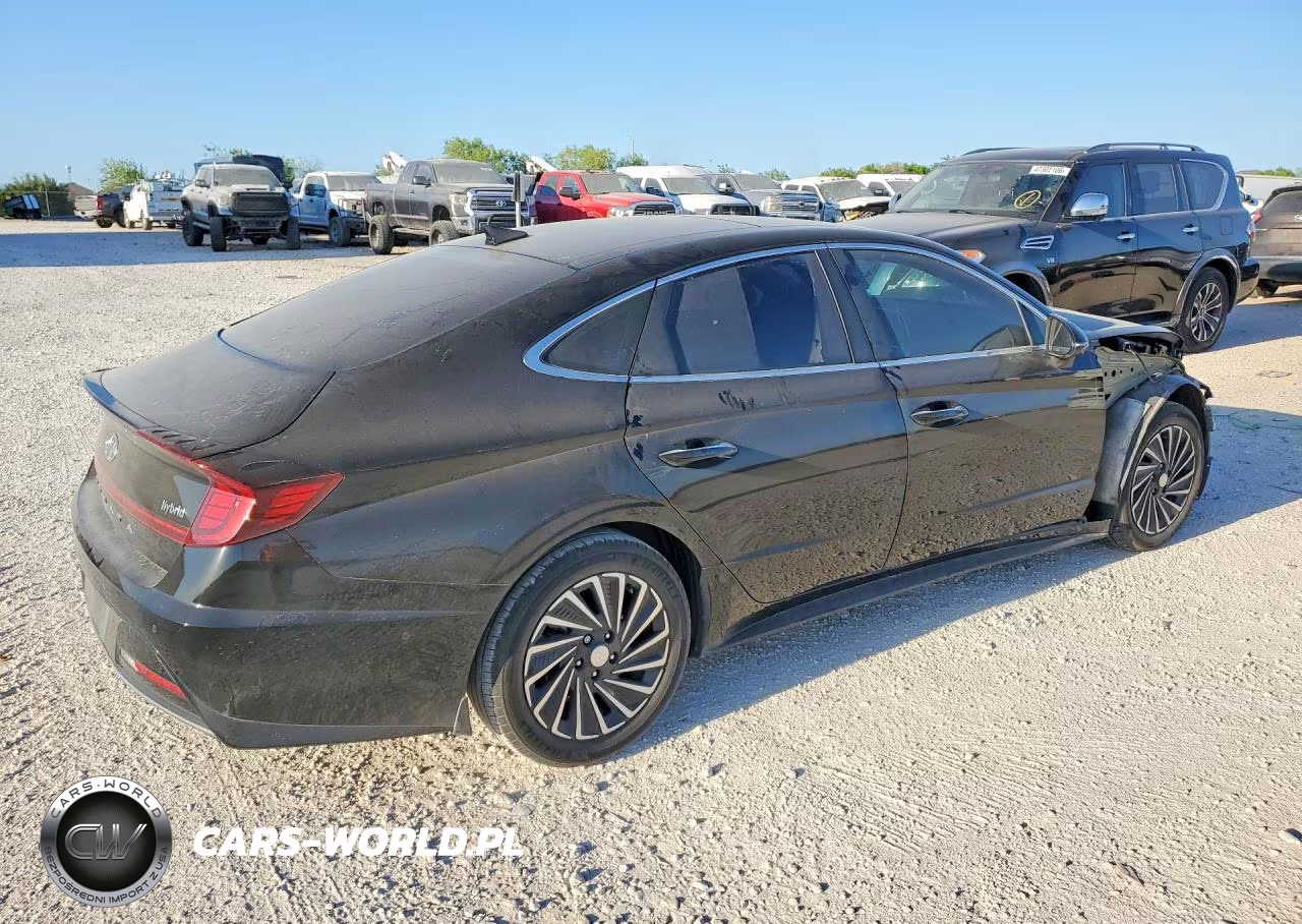 2023 Hyundai Sonata Hybrid Limited VIN:KMHL54JJ9PA055981 - 3