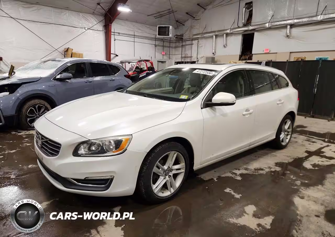 2015 Volvo V60 Premier
