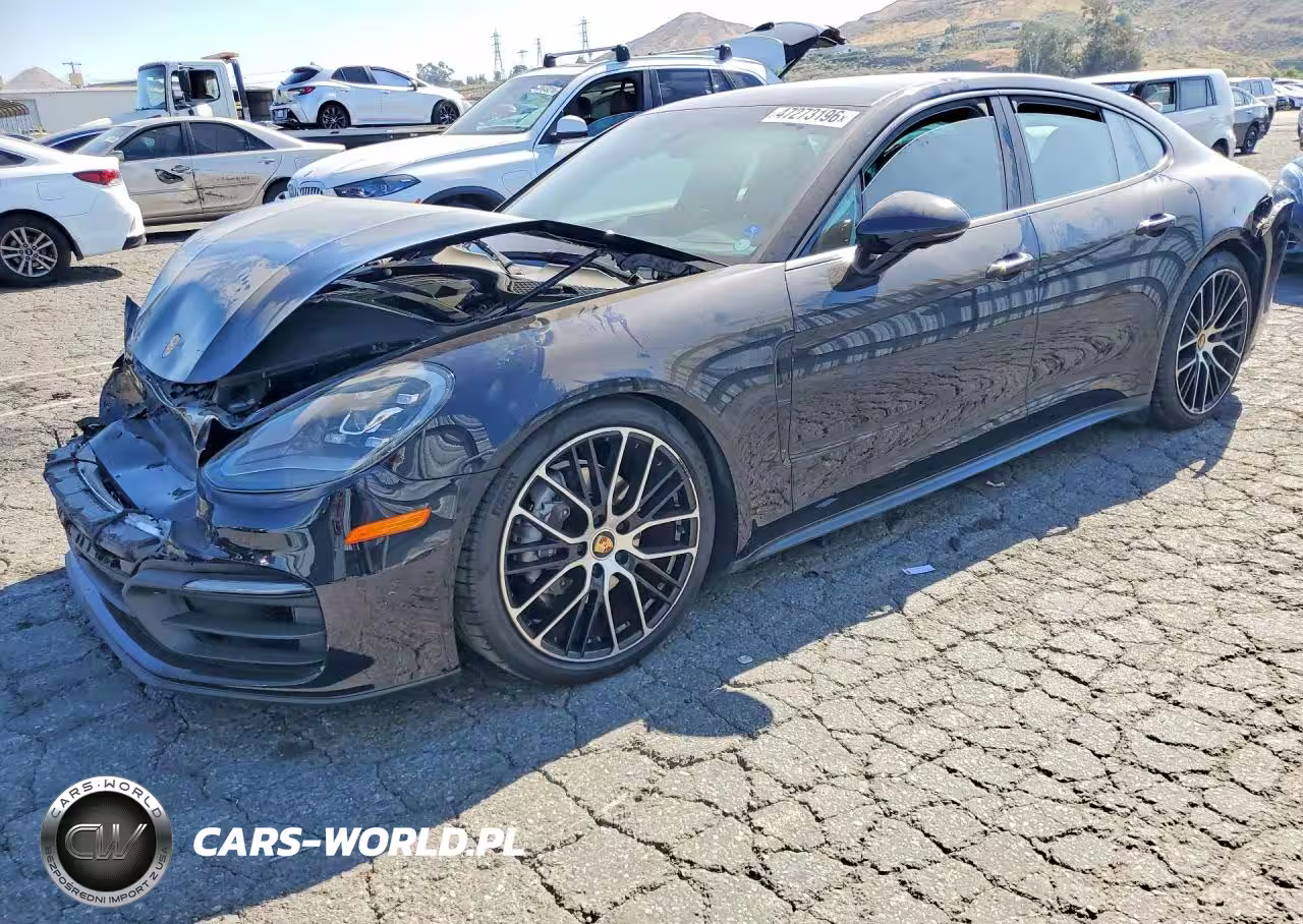 2022 Porsche Panamera Base