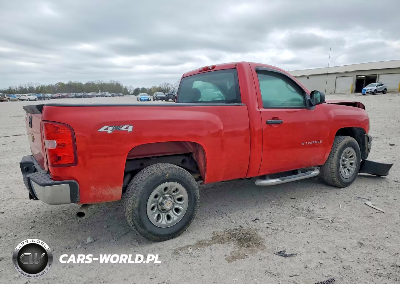 2013 Chevrolet Silverado K1500 VIN:1GCNKPEX4DZ193995 - 3