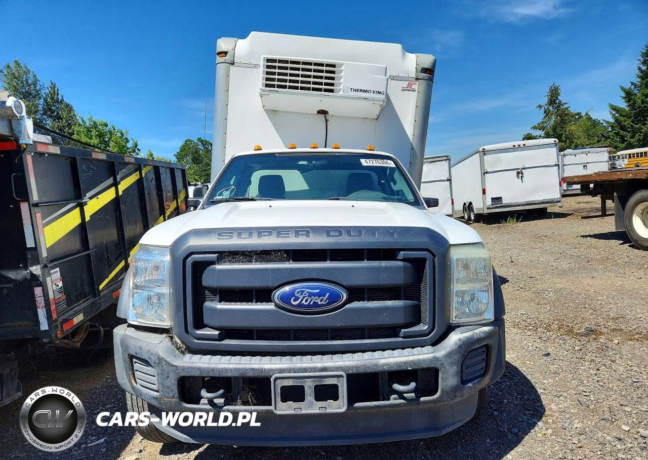 2016 Ford F550 Super Duty Refrigerated Box Truck VIN:1FDUF5GT0GEB25358 - 5